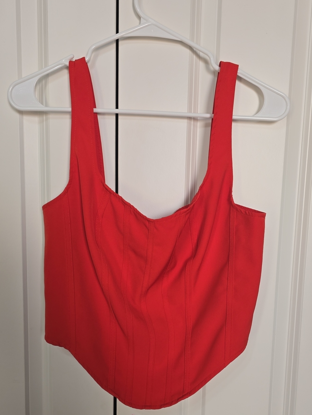 Sincerly Jules Bold Red Square-Neck Camisole